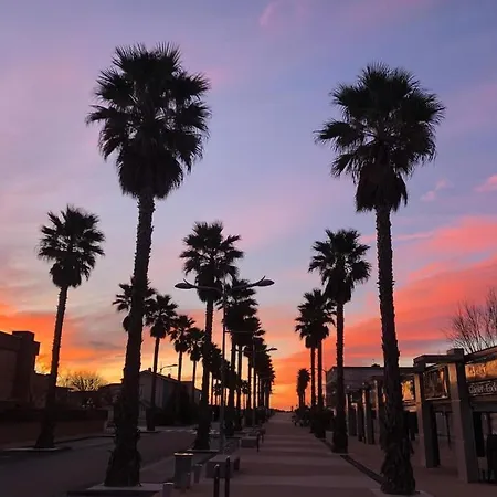 Le Sunset Marseillan-plage, Entre Mer, Canal Du Midi Et Lagune De Thau, Etape Velo, Famille, Couple, Vrp, Toutou Admis, Jardin, Parking Prive Gratuit, Velos, Clim, Wifi Fibre Gratuite, Commodites, Et Piste Cyclable A Proximite * Marseillan (Herault)