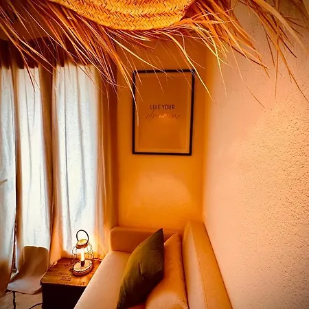 Apartment Le Sunset: Seaside Retreat With Garden And Bike-friendly Amenities