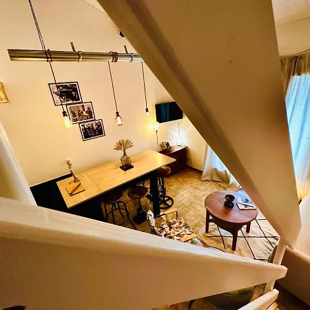 Le Sunset: Seaside Retreat With Garden And Bike-friendly Amenities *